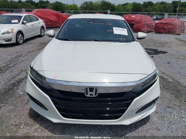 45239106 :رقم المزاد ، 1HGCV1F31JA202011 vin ، 2018 Honda Accord Sport مزاد بيع
