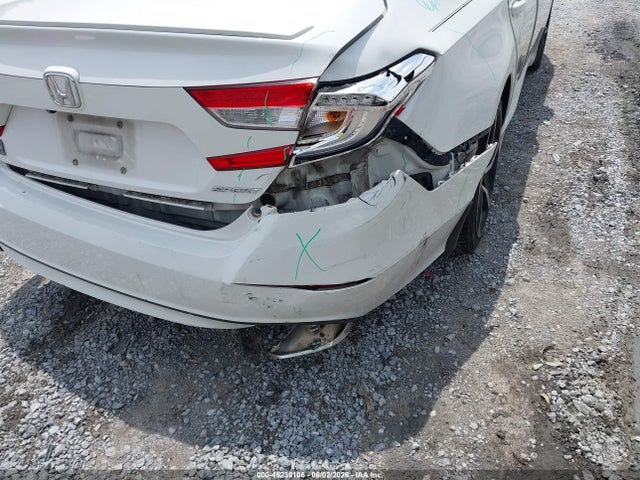 45239106 :رقم المزاد ، 1HGCV1F31JA202011 vin ، 2018 Honda Accord Sport مزاد بيع