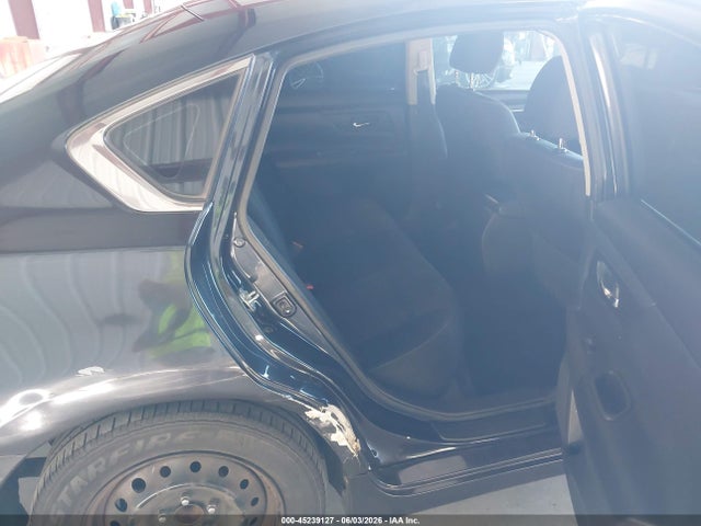 1N4AL3AP7HN352375 Nissan Altima 2.5 S