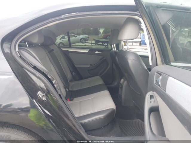 Продажа на аукционе авто 2014 Volkswagen Jetta Hybrid Sel, vin: 3VW637AJ6EM284124, номер лота: 45239159