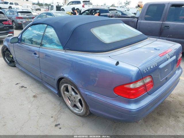 45239182 :رقم المزاد ، WDBLK70G82T121078 vin ، 2002 Mercedes-benz Clk 430 مزاد بيع