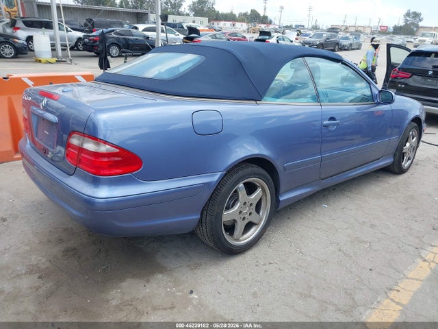 45239182 :رقم المزاد ، WDBLK70G82T121078 vin ، 2002 Mercedes-benz Clk 430 مزاد بيع