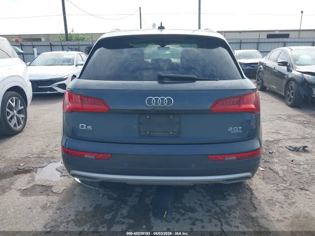 45239193 :رقم المزاد ، WA1BNAFY9J2239365 vin ، 2018 Audi Q5 2.0t Premium مزاد بيع