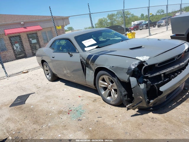 45239195 :رقم المزاد ، 2C3CDZAG7JH236261 vin ، 2018 Dodge Challenger Sxt مزاد بيع