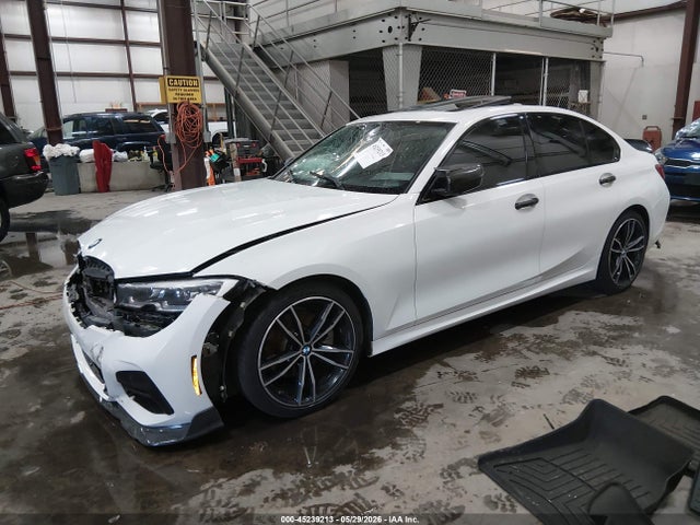 BMW 330I 2020 3MW5R1J01L8B35639 Image 2