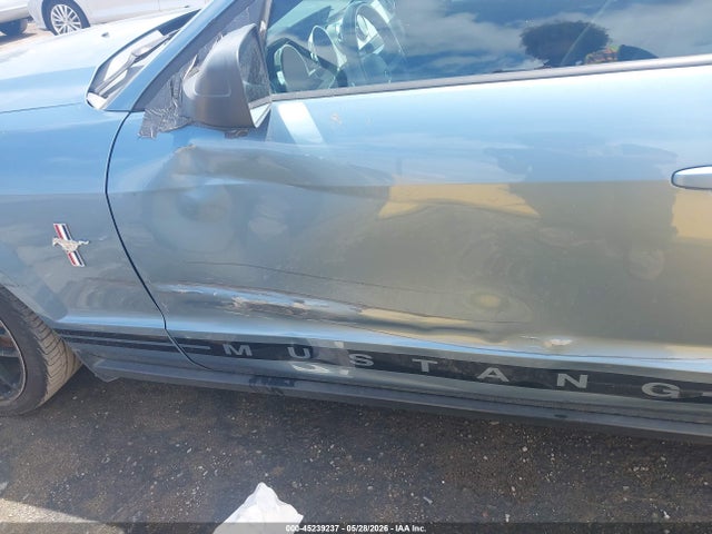 Aukcja sprzedaży 2005 Ford Mustang V6 Deluxe/v6 Premium, vin: 1ZVFT80N055252169, numer aukcji: 45239237