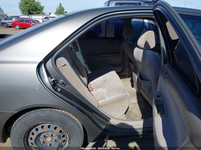 Aukcja sprzedaży 2004 Toyota Camry Le, vin: JTDBE32K440270316, numer aukcji: 45239236