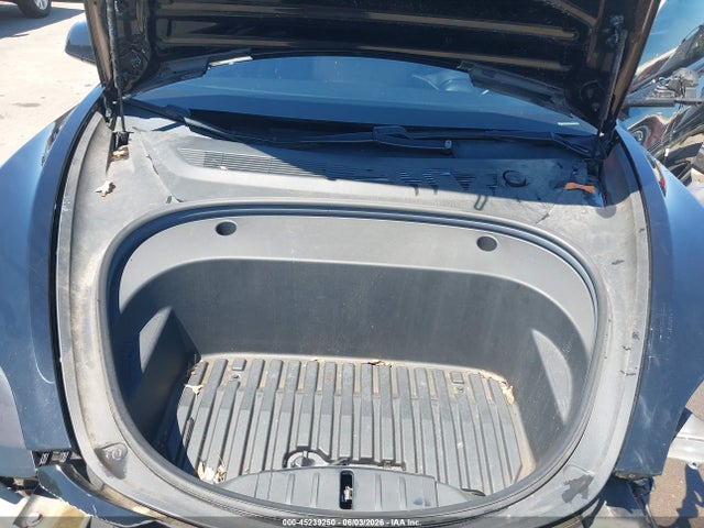 Продажа на аукционе авто 2021 Tesla Model 3 Performance Dual Motor All-wheel Drive, vin: 5YJ3E1EC2MF991779, номер лота: 45239250
