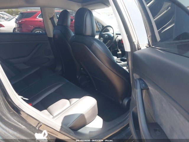 Продажа на аукционе авто 2021 Tesla Model 3 Performance Dual Motor All-wheel Drive, vin: 5YJ3E1EC2MF991779, номер лота: 45239250
