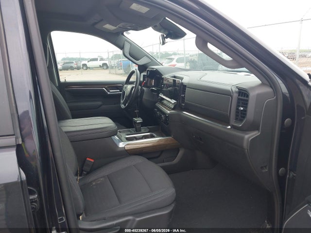 45239267 :رقم المزاد ، 1GCUDEED2RZ133155 vin ، 2024 Chevrolet Silverado 1500 4wd  Short Bed Rst مزاد بيع