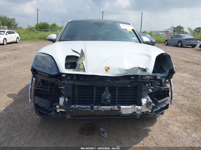 Porsche Cayenne Coupe 2024 WP1BA2AY4RDA51026 Image 13