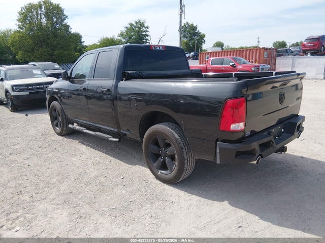 45239275 :رقم المزاد ، 1C6RR7FT5HS837566 vin ، 2017 Ram 1500 Express  4x4 6'4 Box مزاد بيع
