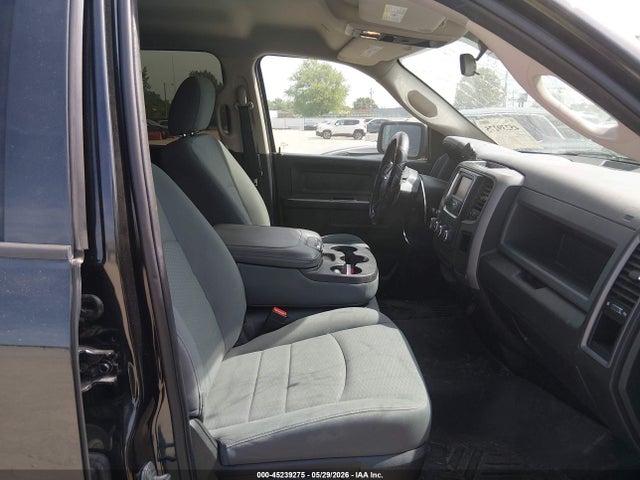 45239275 :رقم المزاد ، 1C6RR7FT5HS837566 vin ، 2017 Ram 1500 Express  4x4 6'4 Box مزاد بيع