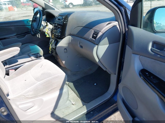 Aukcja sprzedaży 2004 Toyota Sienna Le, vin: 5TDZA23C94S137009, numer aukcji: 45239296