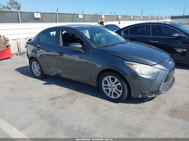 2016 3MYDLBZV5GY118260 zdjęcie główne