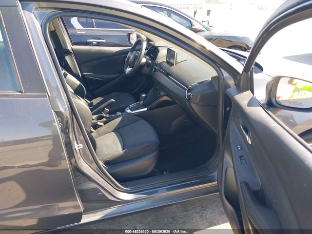 Scion IA 2016 3MYDLBZV5GY118260 Image 5