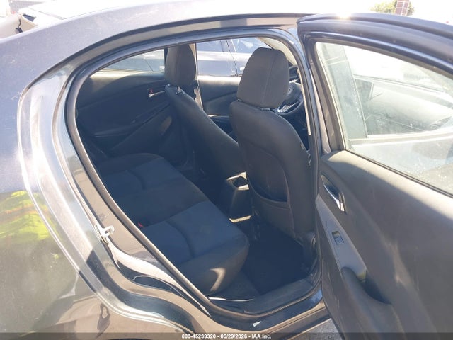 Scion IA 2016 3MYDLBZV5GY118260 Image 8