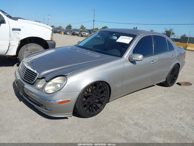 45239328 :رقم المزاد ، WDBUF70J54A488006 vin ، 2004 Mercedes-benz E 500 مزاد بيع