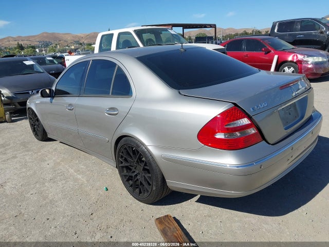 45239328 :رقم المزاد ، WDBUF70J54A488006 vin ، 2004 Mercedes-benz E 500 مزاد بيع