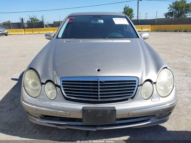 45239328 :رقم المزاد ، WDBUF70J54A488006 vin ، 2004 Mercedes-benz E 500 مزاد بيع