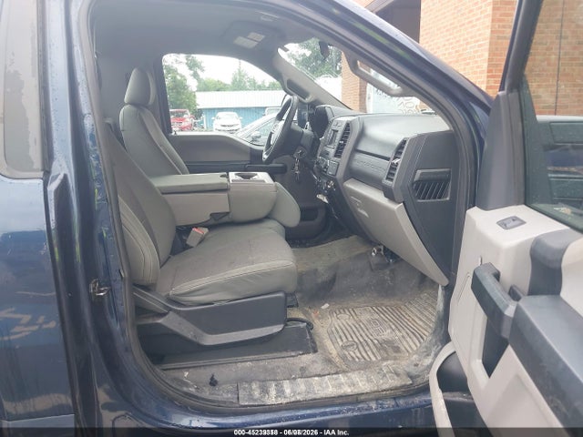 1FTBF2A69JEC83766 Ford F-250 Xl
