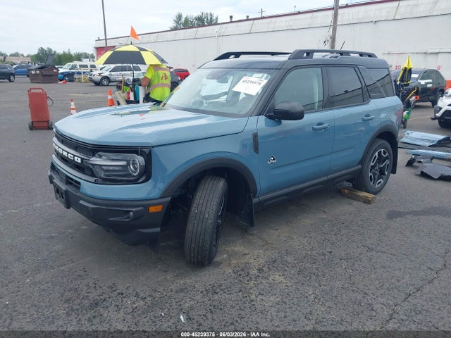 Ford Bronco Sport Outer Banks 2023 3FMCR9C61PRD67034 Image 2