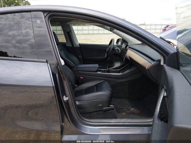 45239380 :رقم المزاد ، 5YJYGDEE4LF029310 vin ، 2020 Tesla Model Y Long Range Dual Motor All-wheel Drive مزاد بيع