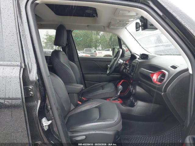 2017 Jeep Renegade Trailhawk 4x4 მანქანა იყიდება აუქციონზე, vin: ZACCJBCB7HPG37380, აუქციონის ნომერი: 45239410