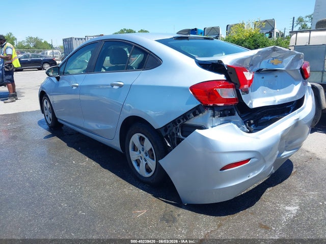 Продажа на аукционе авто 2018 Chevrolet Cruze Ls Auto, vin: 1G1BC5SM0J7135011, номер лота: 45239420