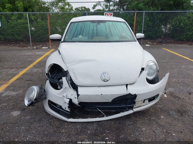 2014 Volkswagen Beetle 2.0l Tdi მანქანა იყიდება აუქციონზე, vin: 3VWJL7AT4EM600566, აუქციონის ნომერი: 45239423