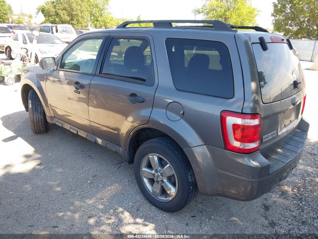 2009 Ford Escape Xlt მანქანა იყიდება აუქციონზე, vin: 1FMCU03G59KD11446, აუქციონის ნომერი: 45239446