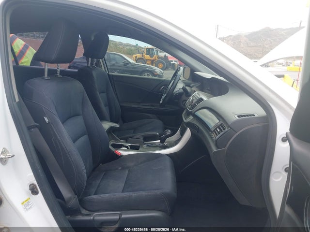 1HGCR2F54FA213040 Honda Accord Sport