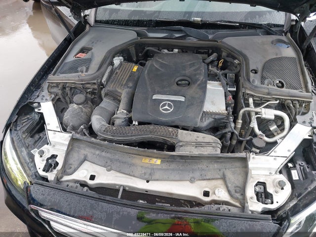 45239471 :رقم المزاد ، WDDZF4JB4JA310800 vin ، 2018 Mercedes-benz E 300 مزاد بيع