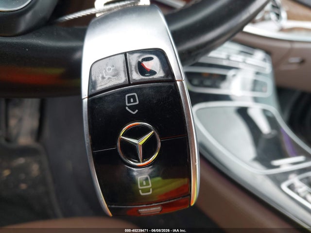 45239471 :رقم المزاد ، WDDZF4JB4JA310800 vin ، 2018 Mercedes-benz E 300 مزاد بيع