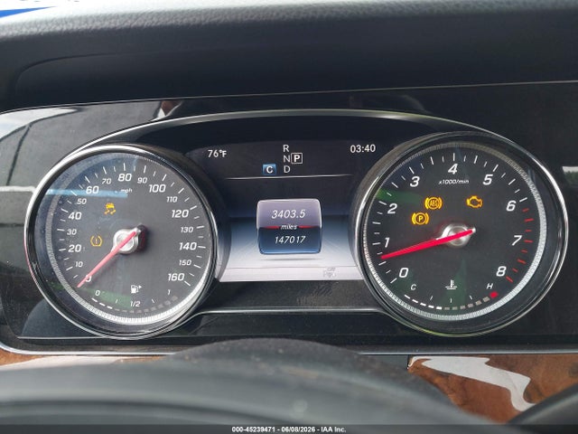 45239471 :رقم المزاد ، WDDZF4JB4JA310800 vin ، 2018 Mercedes-benz E 300 مزاد بيع