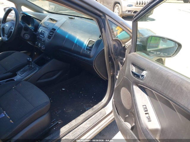 45239481 :رقم المزاد ، KNAFX4A67E5135368 vin ، 2014 Kia Forte Lx مزاد بيع