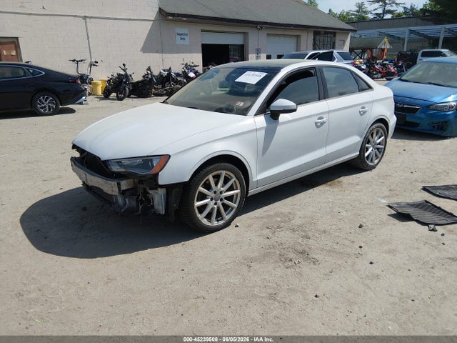 45239508 :رقم المزاد ، WAUBFGFF9F1141127 vin ، 2015 Audi A3 2.0t Premium مزاد بيع