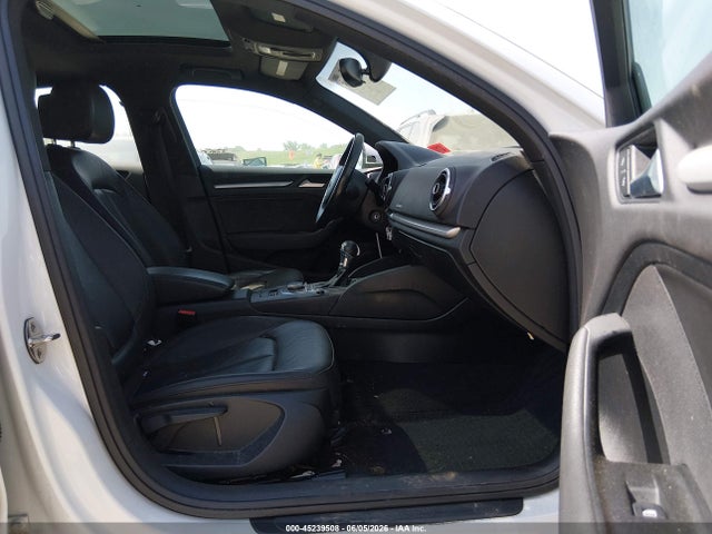 45239508 :رقم المزاد ، WAUBFGFF9F1141127 vin ، 2015 Audi A3 2.0t Premium مزاد بيع