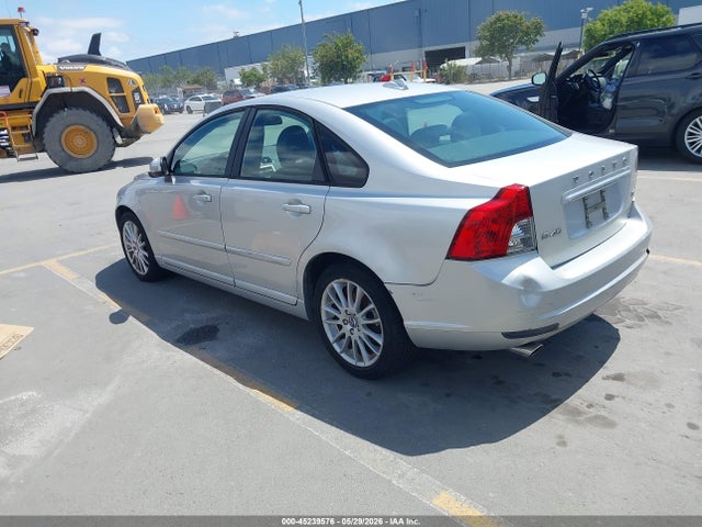 Продаж на аукціоні авто 2011 Volvo S40 T5/t5 R-design, vin: YV1672MS6B2538538, номер лоту: 45239576