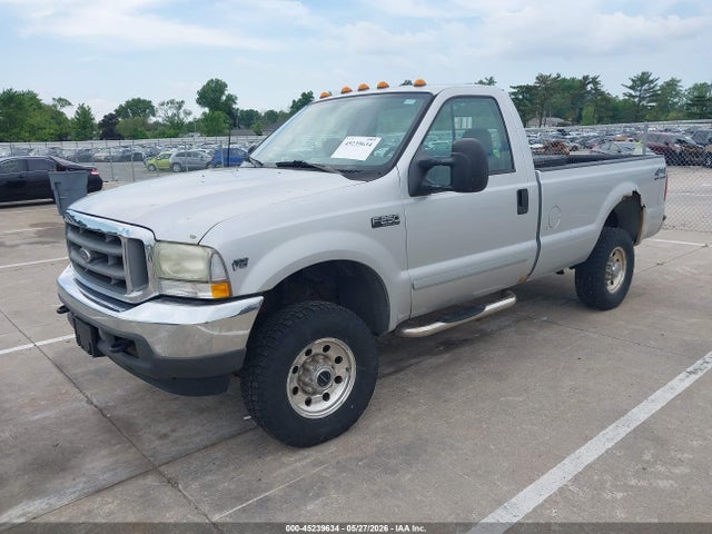 45239634 :رقم المزاد ، 1FTNF21S12EA78681 vin ، 2002 Ford F-250 Xl/xlt مزاد بيع