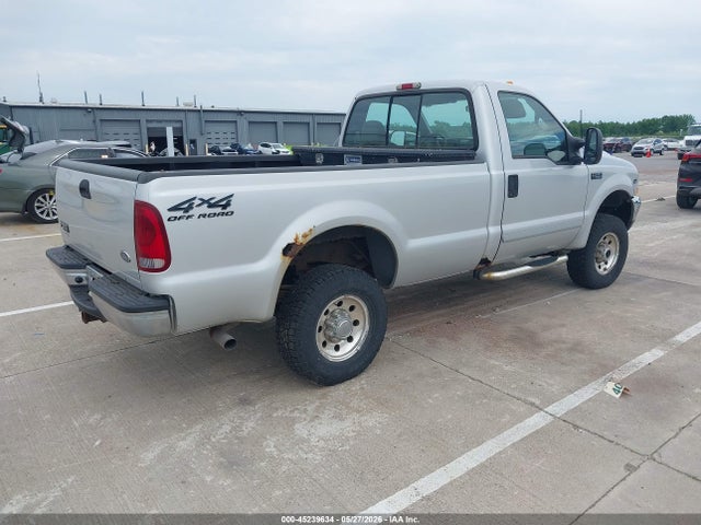 45239634 :رقم المزاد ، 1FTNF21S12EA78681 vin ، 2002 Ford F-250 Xl/xlt مزاد بيع