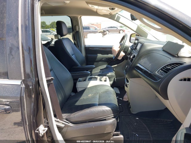 Продаж на аукціоні авто 2015 Chrysler Town & Country Touring, vin: 2C4RC1BG0FR699580, номер лоту: 45239647