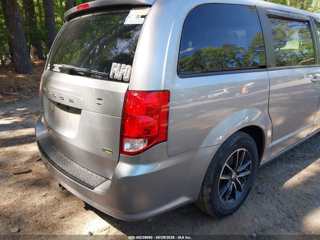45239690 :رقم المزاد ، 2C4RDGBG5JR199147 vin ، 2018 Dodge Grand Caravan Se Plus مزاد بيع