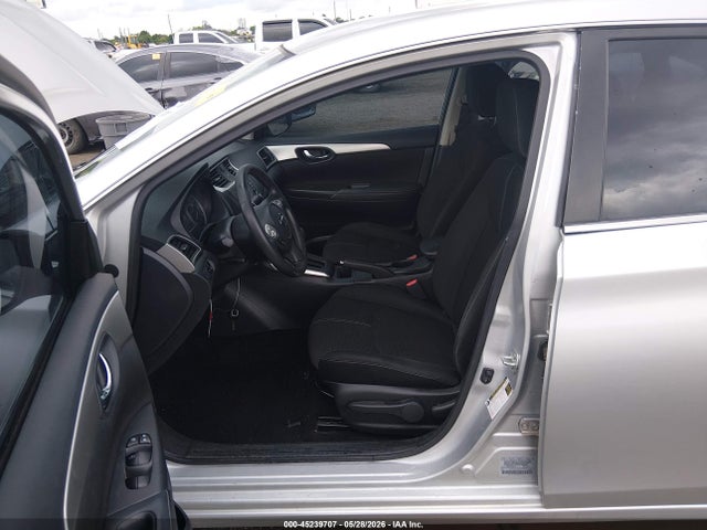 45239707 :رقم المزاد ، 3N1AB7AP6JY337737 vin ، 2018 Nissan Sentra S مزاد بيع