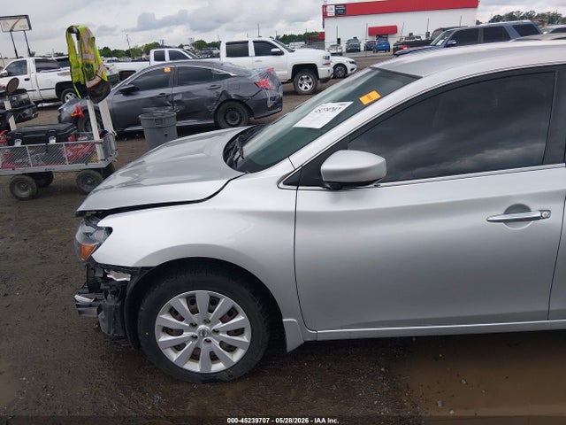 45239707 :رقم المزاد ، 3N1AB7AP6JY337737 vin ، 2018 Nissan Sentra S مزاد بيع