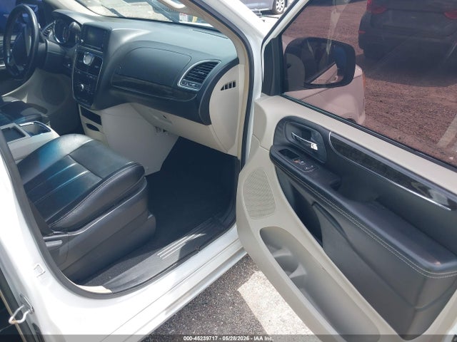 2014 Chrysler Town & Country Touring მანქანა იყიდება აუქციონზე, vin: 2C4RC1BG4ER314729, აუქციონის ნომერი: 45239717