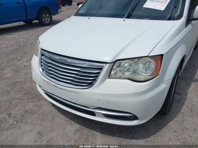 2014 Chrysler Town & Country Touring მანქანა იყიდება აუქციონზე, vin: 2C4RC1BG4ER314729, აუქციონის ნომერი: 45239717