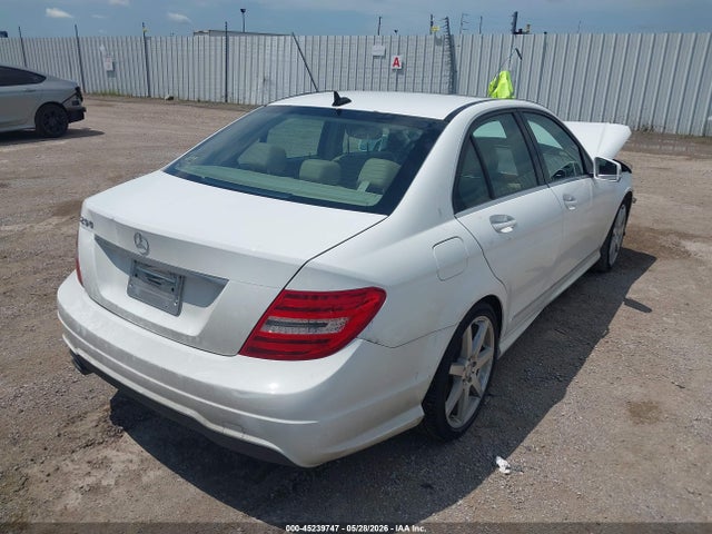 45239747 :رقم المزاد ، WDDGF4HB2EG255327 vin ، 2014 Mercedes-benz C 250 Sport مزاد بيع