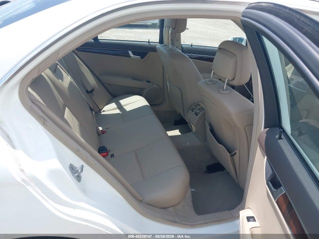 45239747 :رقم المزاد ، WDDGF4HB2EG255327 vin ، 2014 Mercedes-benz C 250 Sport مزاد بيع