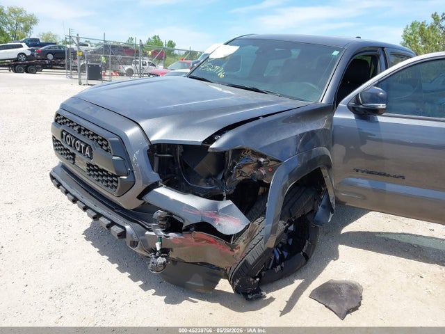 Aukcja sprzedaży 2022 Toyota Tacoma Limited, vin: 3TMGZ5ANXNM492732, numer aukcji: 45239766